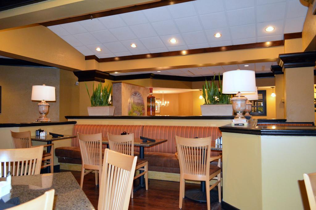 Red Lion Hotel ไฮพอยท์ ภายนอก รูปภาพ